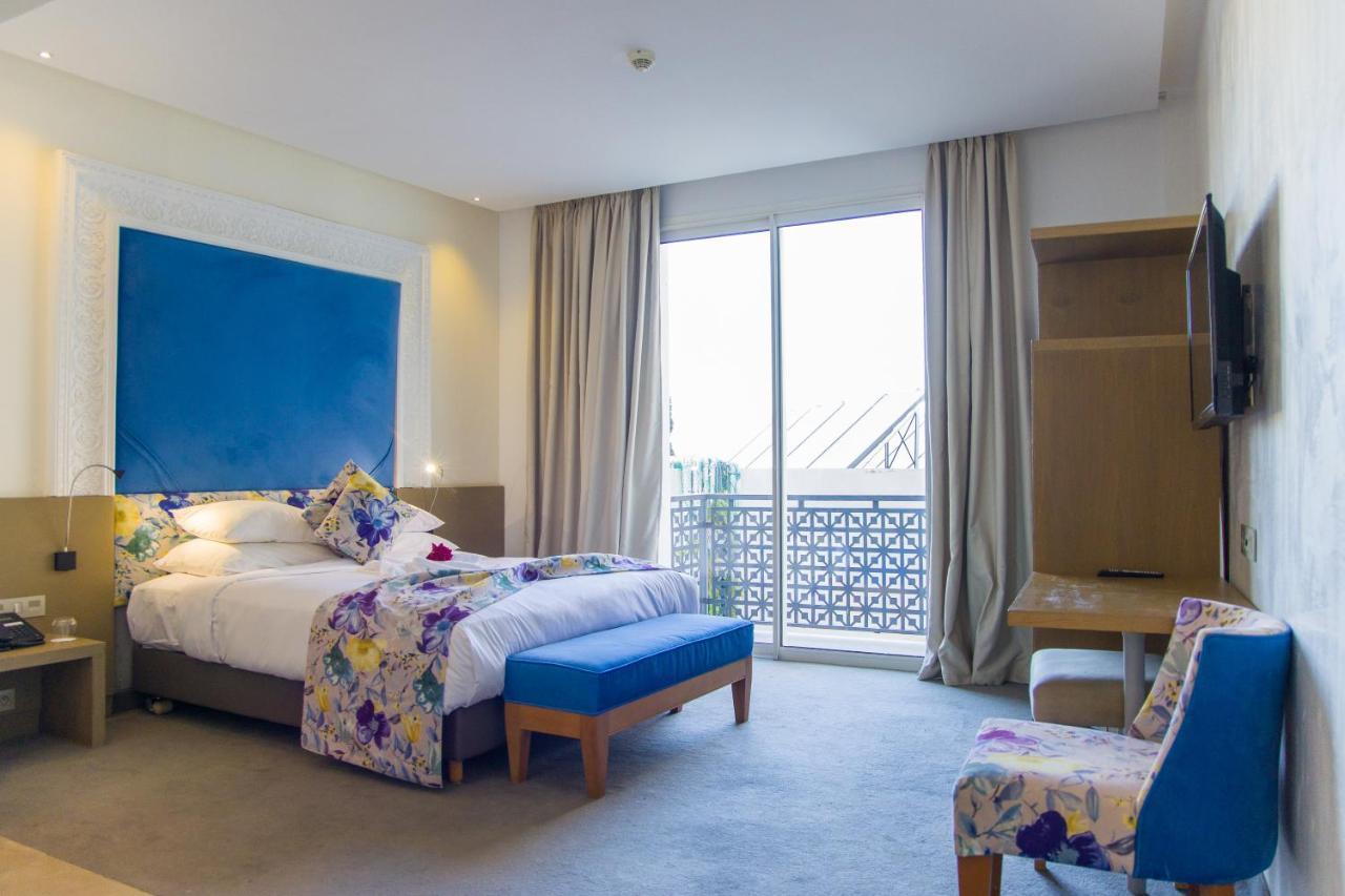 Mandarin Palace Hotel&Spa Tanger Exteriér fotografie A room at the hotel