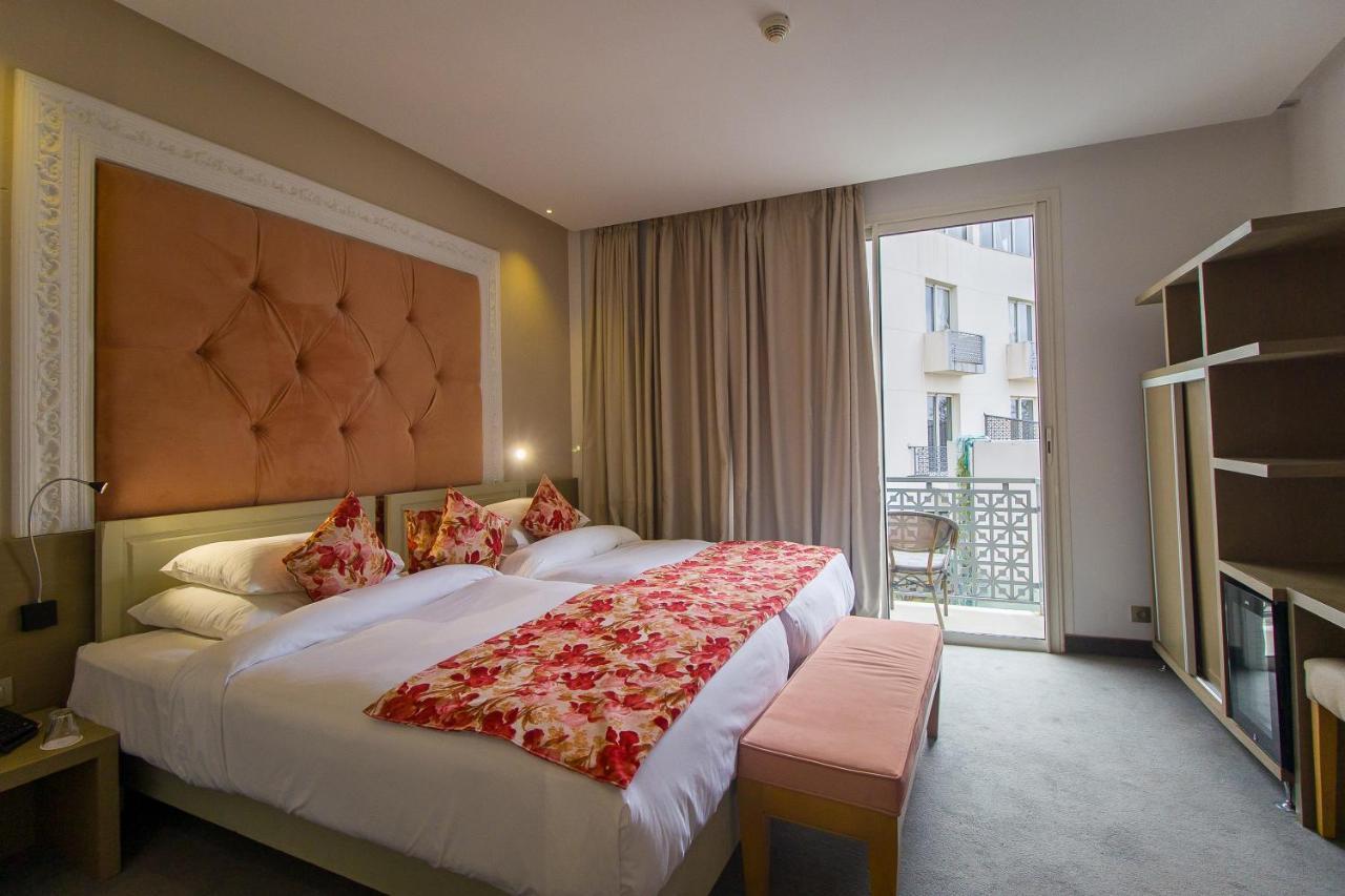 Mandarin Palace Hotel&Spa Tanger Exteriér fotografie A room at the hotel